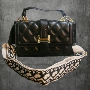 🖤 Quilted Black Mini Shoulder Bag